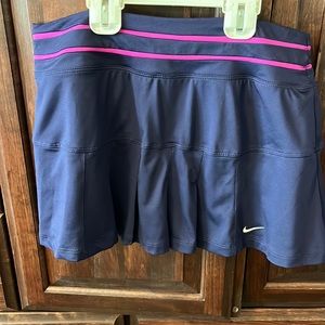 🎾 BRAND NEW! Women’s High Performance Nike Pleated Tennis Skort w/attach shorts